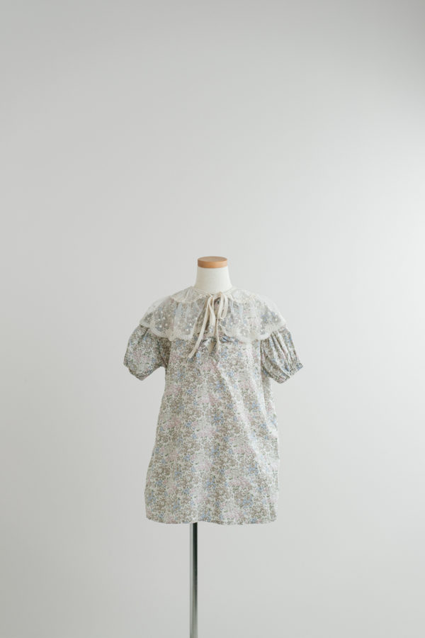 家族写真のレンタル衣装: miche / フラワーワンピース（80~120サイズ）